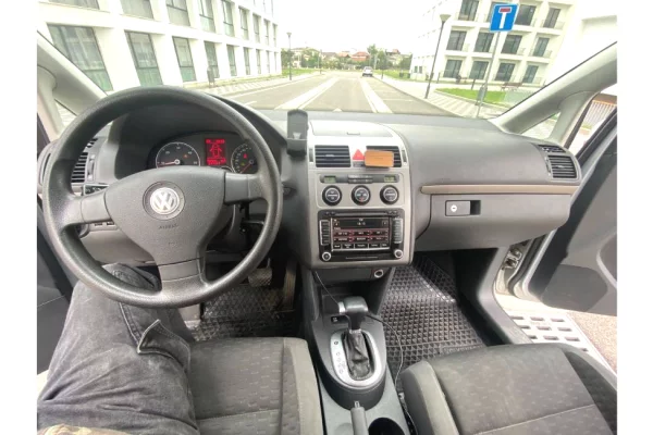 Makina ne shitje ne Tirane - 4,800 Euro