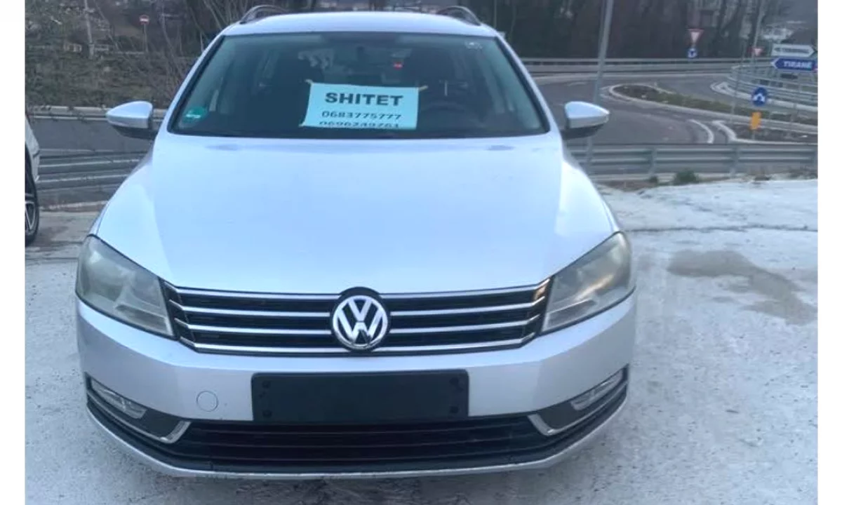 Makina ne shitje ne Tirane, Volkswagen, 2012 Diesel,Kambio Automatik Pagesa 5,700  Euro.