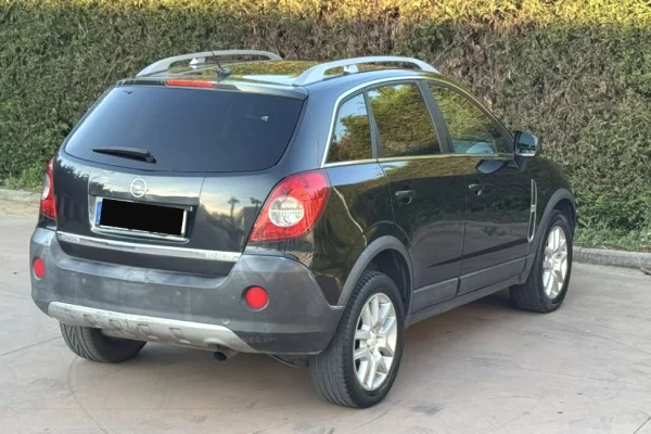 Makina ne shitje ne Tirane - 4,200 Euro