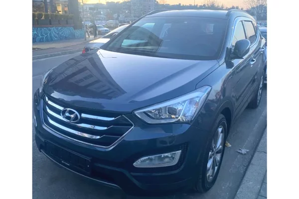 Makina ne shitje ne Tirane - 8,700 Euro