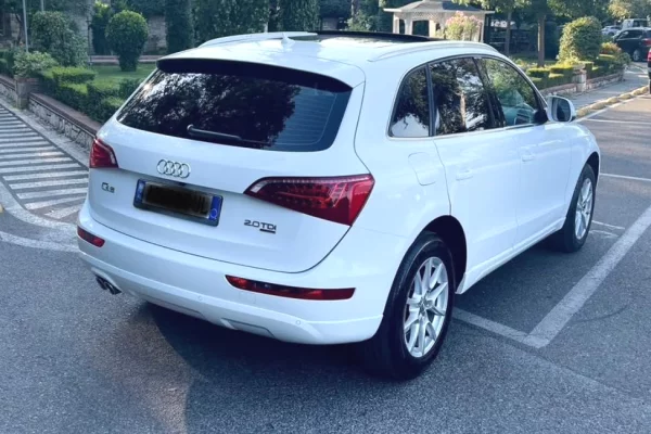 Makina ne shitje ne Tirane - 12,000 Euro