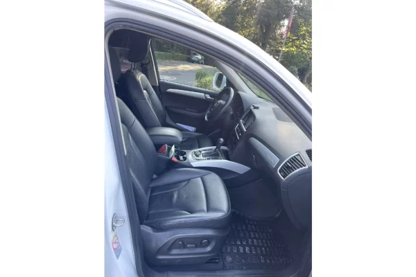 Makina ne shitje ne Tirane - 12,000 Euro