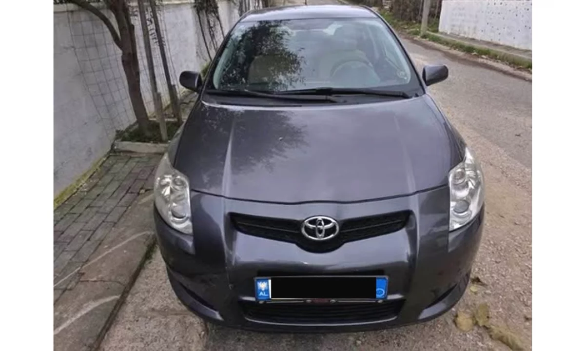 Makina ne shitje ne Tirane, Toyota, 2007 Diesel,Kambio Manual Pagesa 3,900  Euro.
