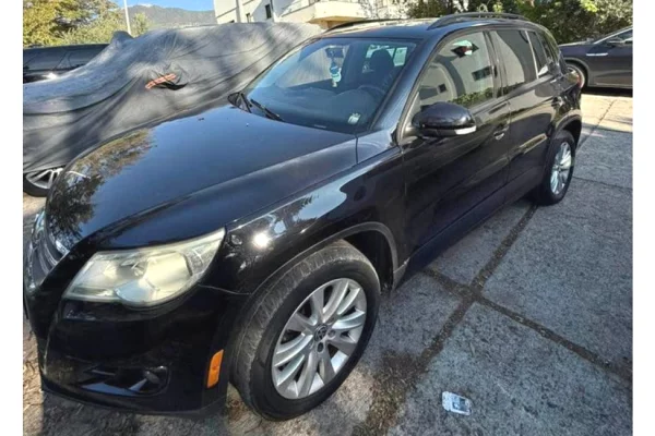 Makina ne shitje ne Tirane - 4,500 Euro