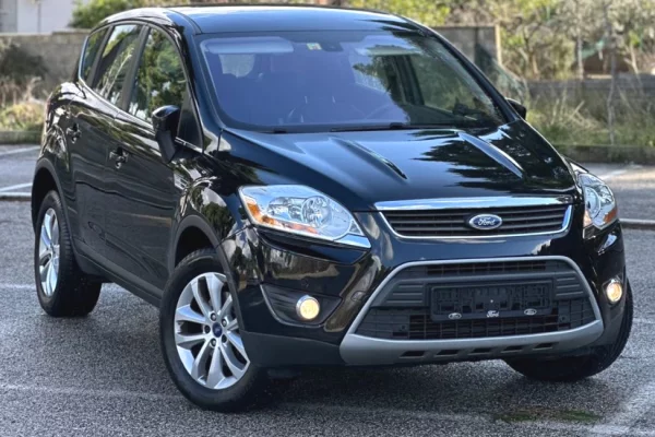 Makina ne shitje ne Tirane - 6,500 Euro