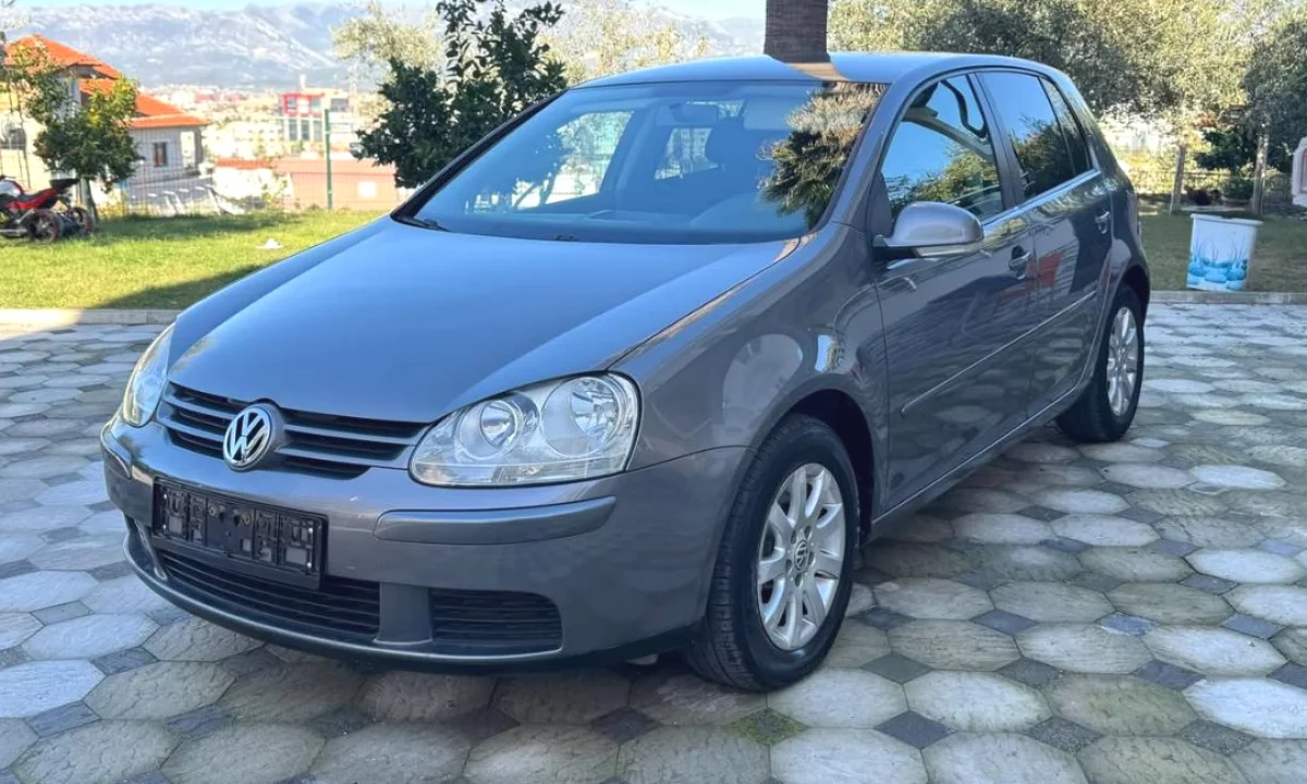 Makina ne shitje ne Tirane, Volkswagen, 2008 Diesel,Kambio Manual Pagesa 3,900  Euro.
