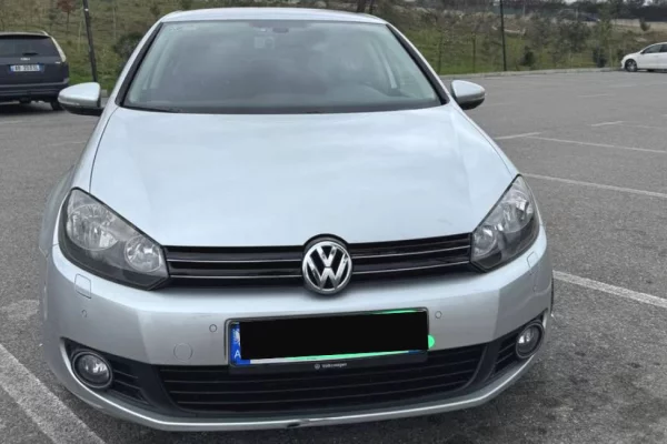 Makina ne shitje ne Tirane - 6,500 Euro