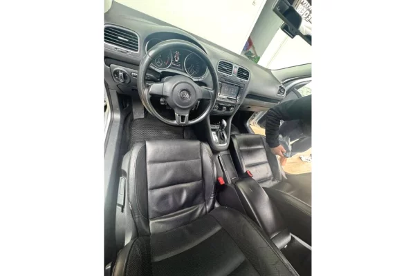 Makina ne shitje ne Tirane - 6,500 Euro