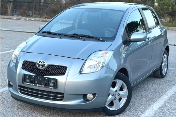 Cars for sale in Tirana, Toyota, 2008 Benzine,Kambio Manual Payment 4,000  Euro.