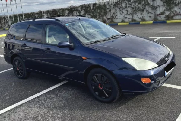 Makina ne shitje ne Tirane - 1,300 Euro