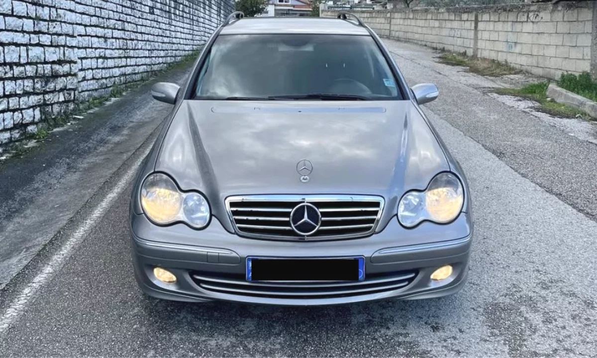 Cars for sale in Tirana, Mercedes-Benz, 2005 Diesel,Kambio Automatik Payment 3,900  Euro.