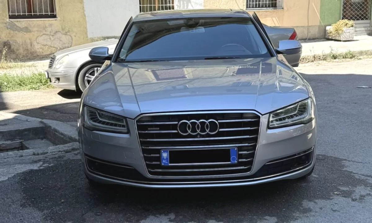 Makina ne shitje ne Tirane, Audi, 2015 Diesel,Kambio Automatik Pagesa 15,999  Euro.