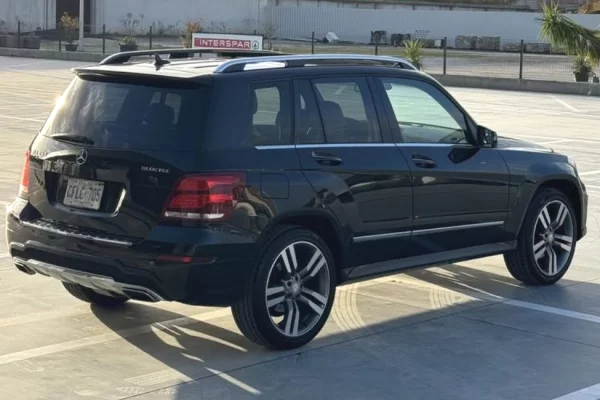 Cars for sale in Tirana, Mercedes-Benz, 2015 Diesel,Kambio Automatik Payment 12,800  Euro.