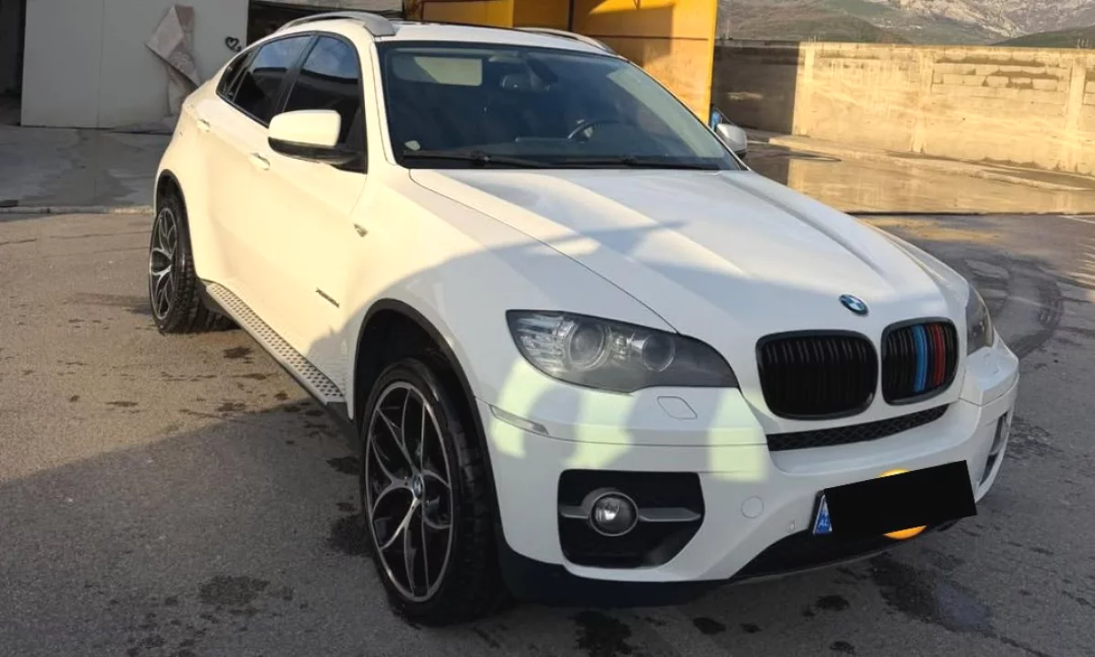Cars for sale in Tirana, BMW, 2011 Diesel,Kambio Automatik Payment 12,000  Euro.
