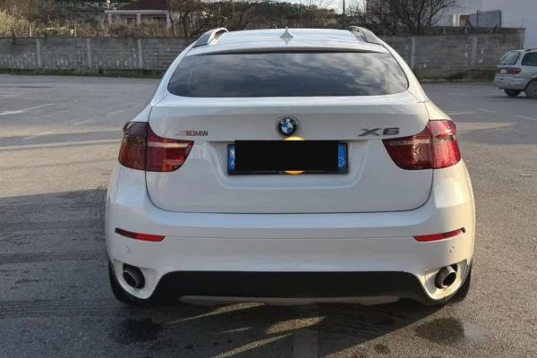 Cars for sale in Tirana, BMW, 2011 Diesel,Kambio Automatik Payment 12,000  Euro.