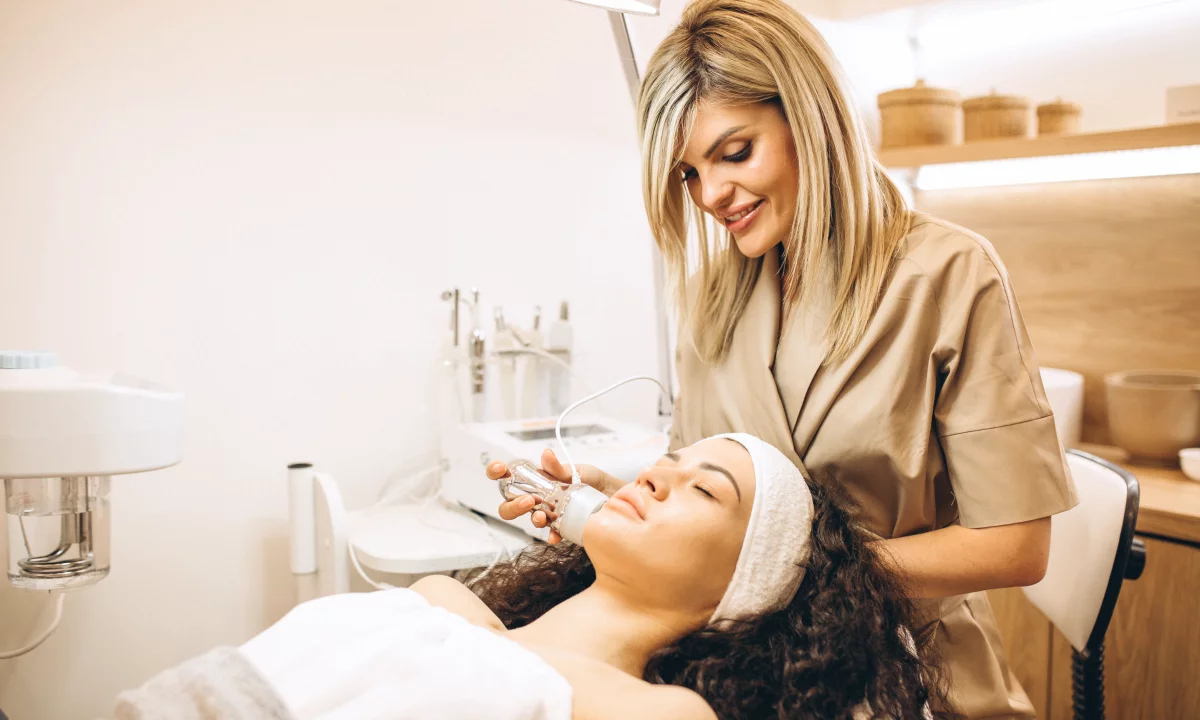 Njoftime Pune ne Tirane, Profesioni Estetiste , Me eksperience, Pagesa Me Marreveshje.