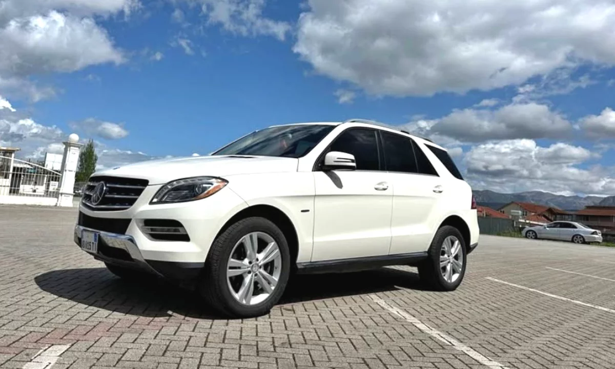 Cars for sale in Tirana, Mercedes-Benz, 2013 Diesel,Kambio Automatik Payment 15,500  Euro.