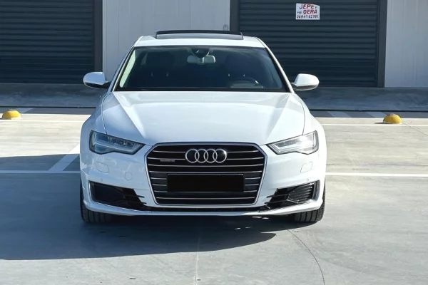 Makina ne shitje ne Tirane - 13,400 Euro