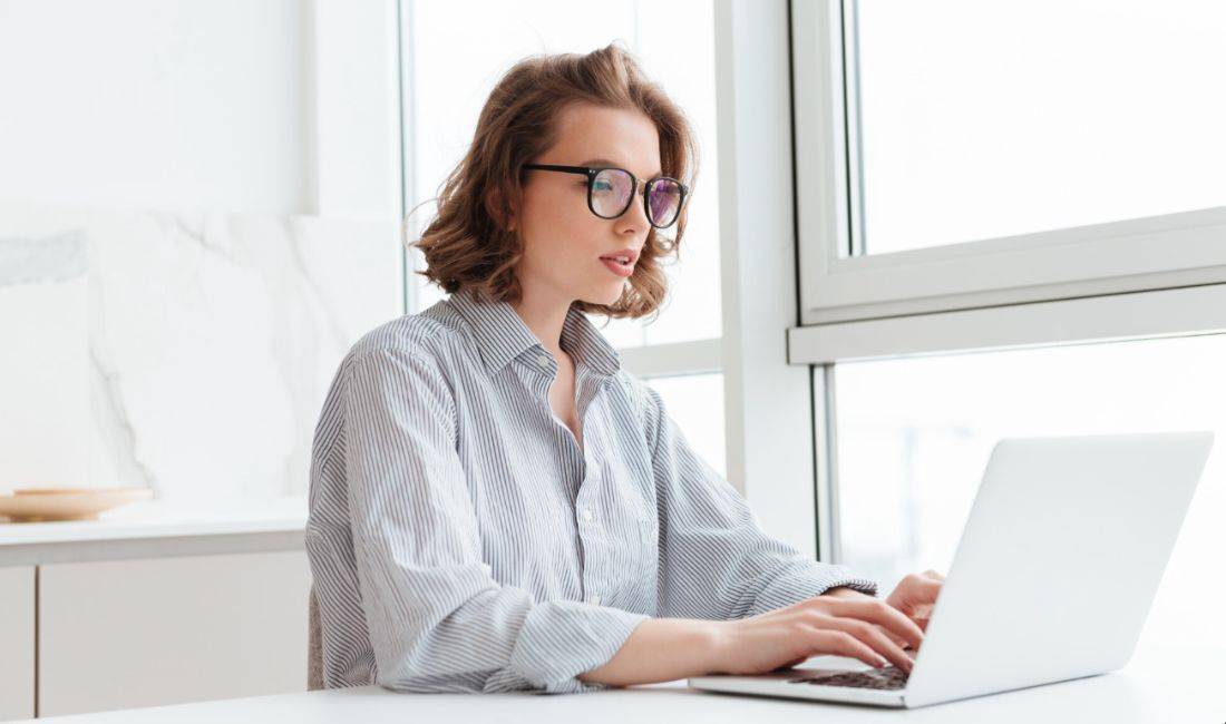 Njoftime Pune ne Tirane, Profesioni Ekonomiste , Me eksperience, Pagesa 100,000  Leke.