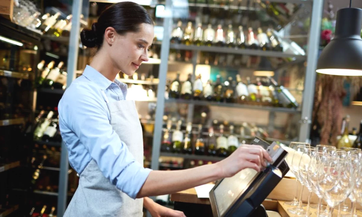 Njoftime Pune ne Tirane, Profesioni Kasier/e, Sanitare salle, Kamariere, Vajza shërbimi , Fillestar/Pak eksperience, Pagesa Me Marreveshje.