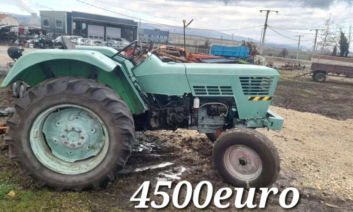 Auto in Vendita a Prizren, Tjeter, 2005 Diesel,Kambio Manual Pagamento 4,500  Euro.