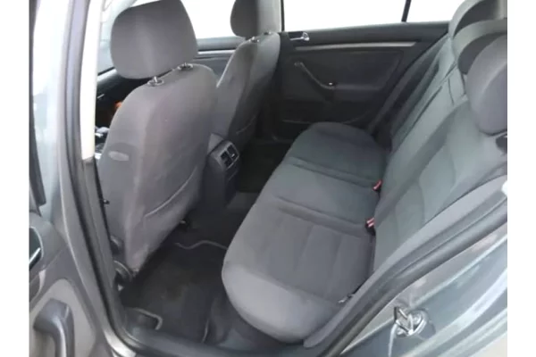 Makina ne shitje ne Durres - 4,300 Euro