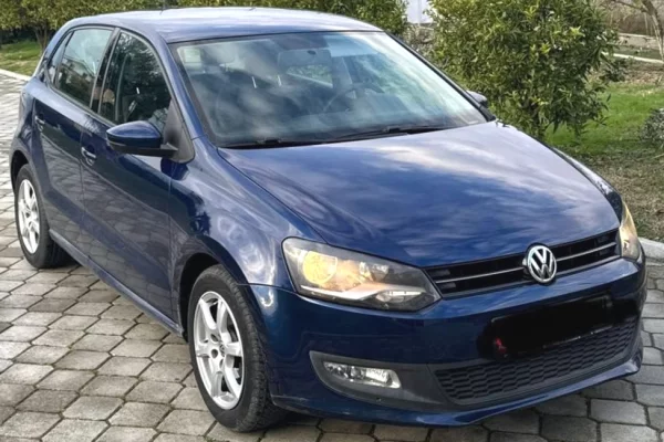 Makina ne shitje ne Tirane - 4,300 Euro