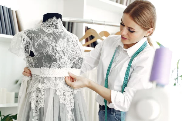 Njoftime Pune per Rrobaqepese ne Tirane