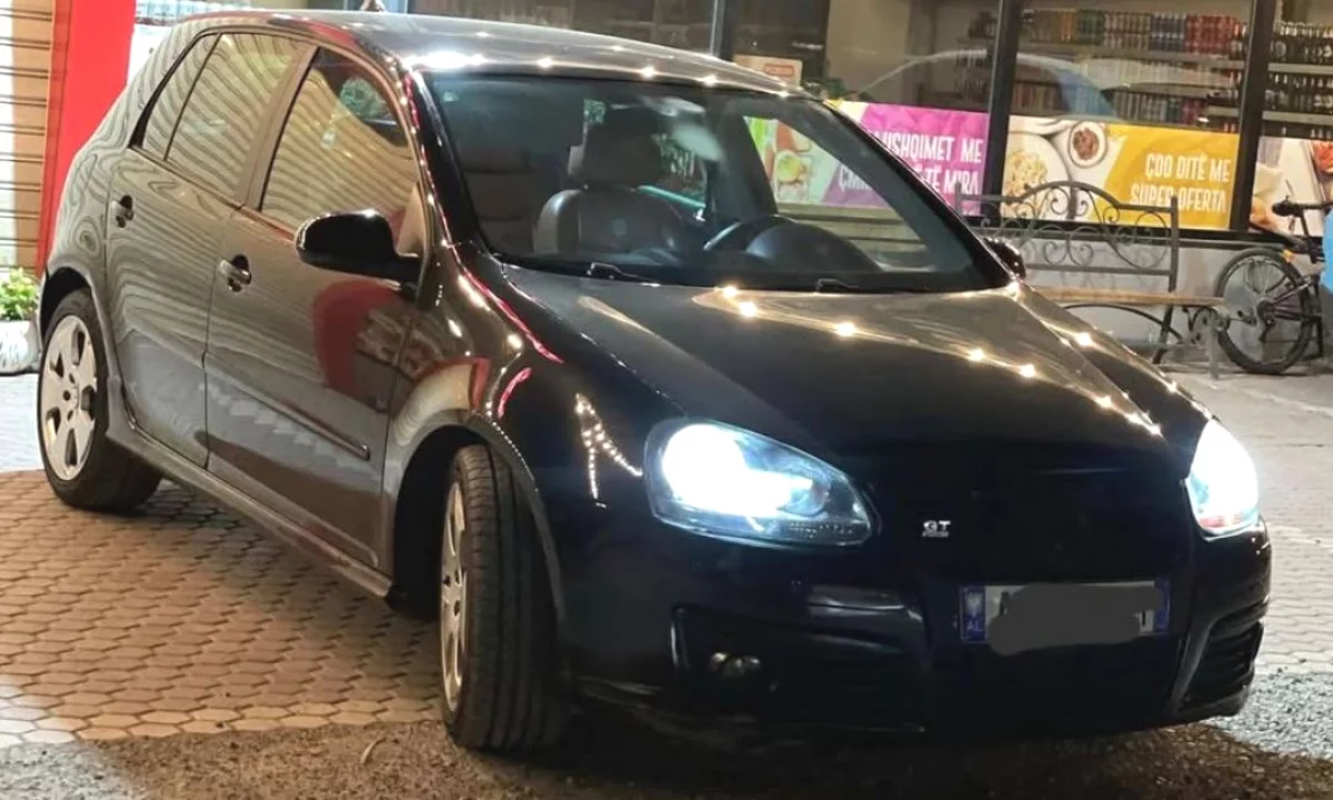 Makina ne shitje ne Tirane, Volkswagen, 2008 Diesel,Kambio Automatik Pagesa 4,500  Euro.