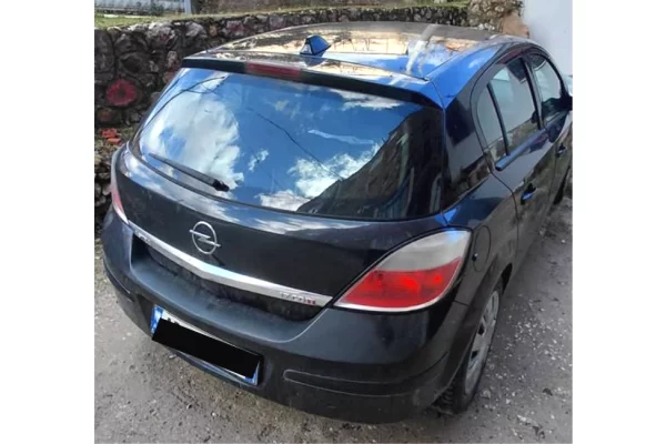 Makina ne shitje ne Pogradec - 2,600 Euro