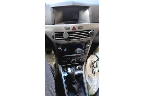 Makina ne shitje ne Pogradec - 2,600 Euro