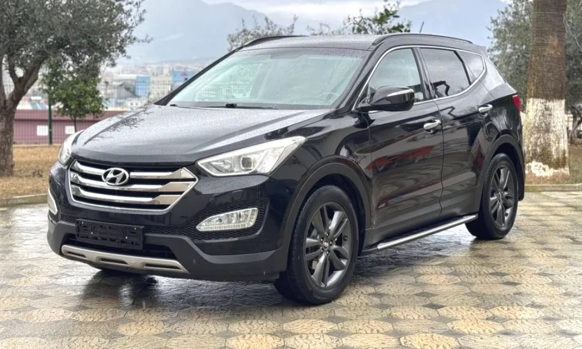 Makina ne shitje ne Tirane, Hyundai, 2013 Diesel,Kambio Automatik Pagesa 9,800  Euro.