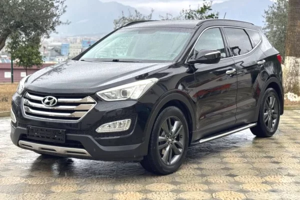 Makina ne shitje ne Tirane - 9,800 Euro