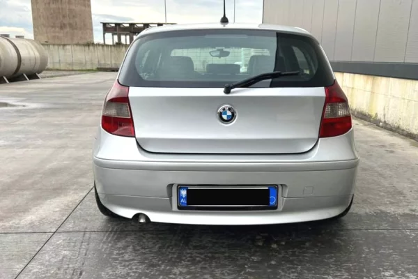 Makina ne shitje ne Tirane - 3,000 Euro