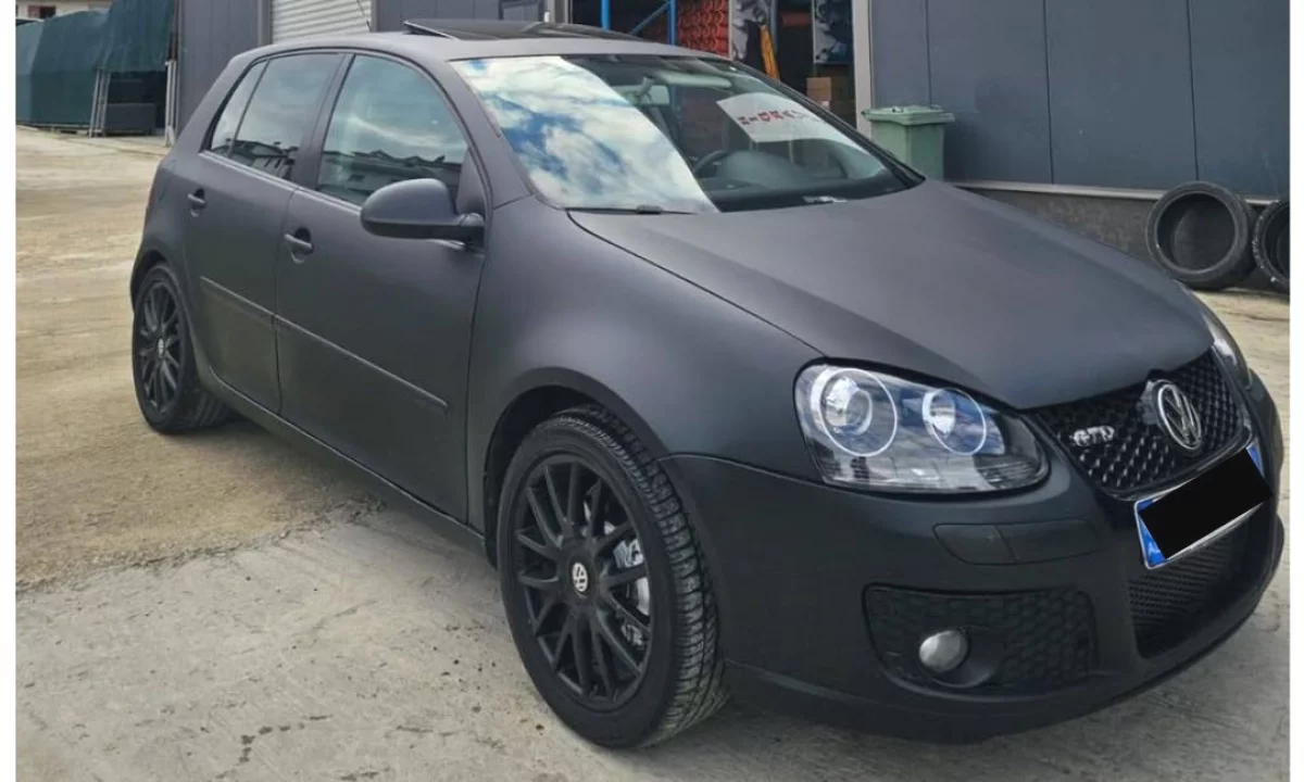 Makina ne shitje ne Tirane, Volkswagen, 2007 Diesel,Kambio Automatik Pagesa 3,900  Euro.