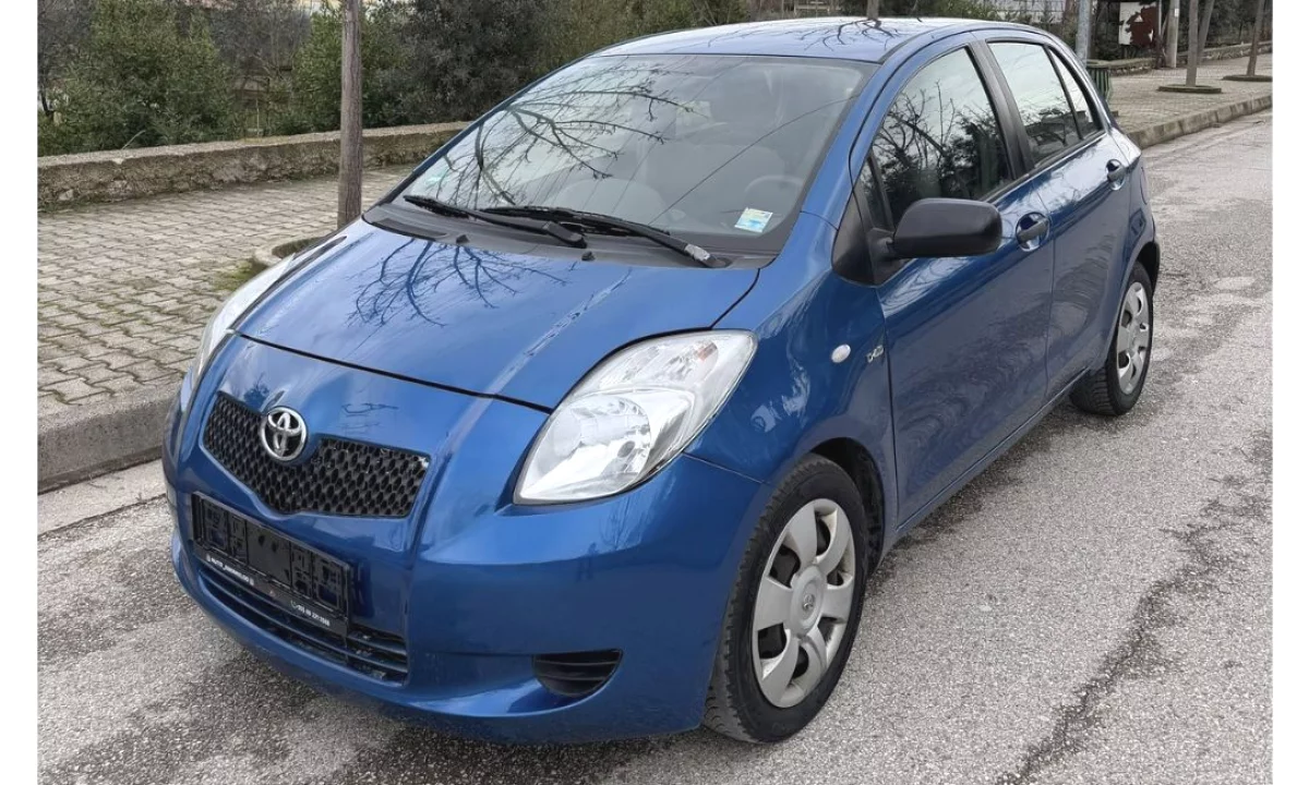 Makina ne shitje ne Tirane, Toyota, 2008 Diesel,Kambio Automatik Pagesa 3,700  Euro.