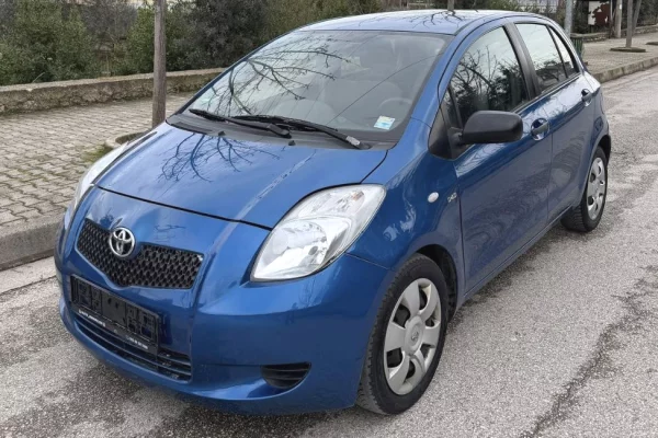 Makina ne shitje ne Tirane - 3,700 Euro