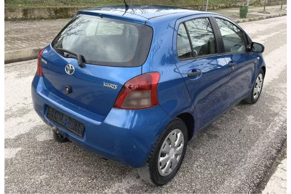 Makina ne shitje ne Tirane - 3,700 Euro