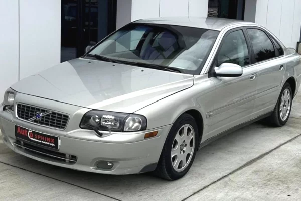 Makina ne shitje ne Tirane - 3,500 Euro