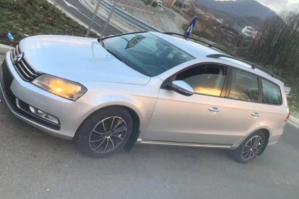 Makina ne shitje ne Tirane - 5,700 Euro