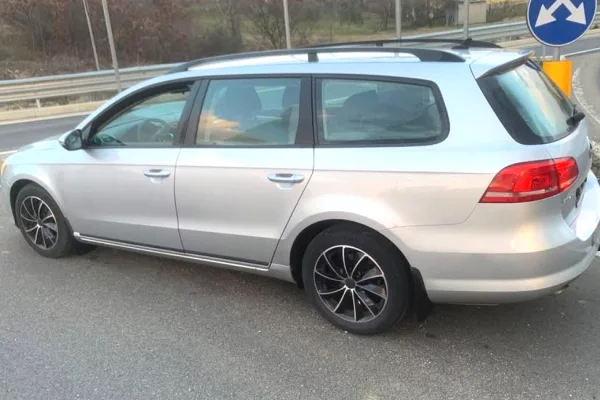 Makina ne shitje ne Tirane - 5,700 Euro