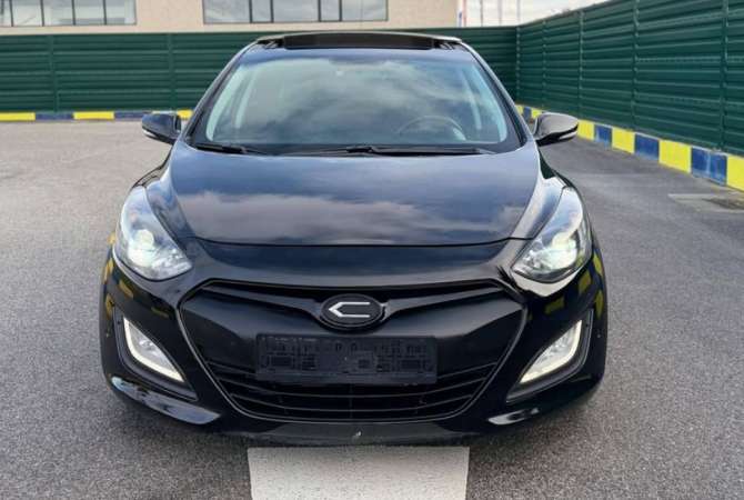 Cars for sale in Tirana - 7,300 Euro