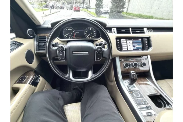 Makina ne shitje ne Tirane - 22,000 Euro