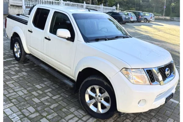 Makina ne shitje ne Tirane - 11,500 Euro