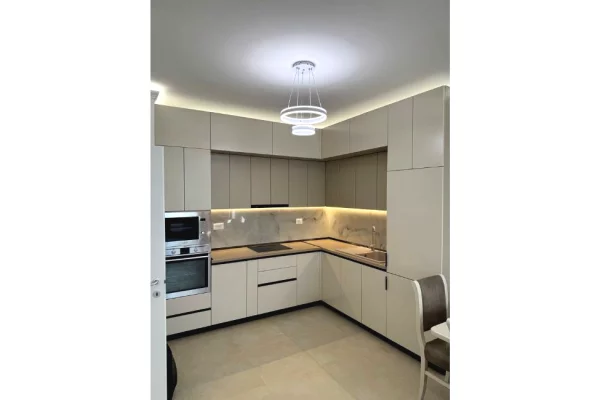 Shtepi me qera Apartament ne Tirane, 1+1, Mobilimi E mobiluar, Pagesa 500  Euro.