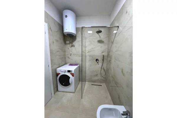 Shtepi me qera Apartament ne Tirane, 1+1, Mobilimi E mobiluar, Pagesa 500  Euro.