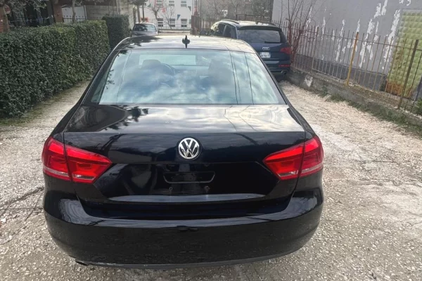 Makina ne shitje ne Tirane - 6,200 Euro