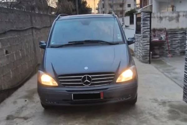 Makina ne shitje ne Tirane - 7,500 Euro