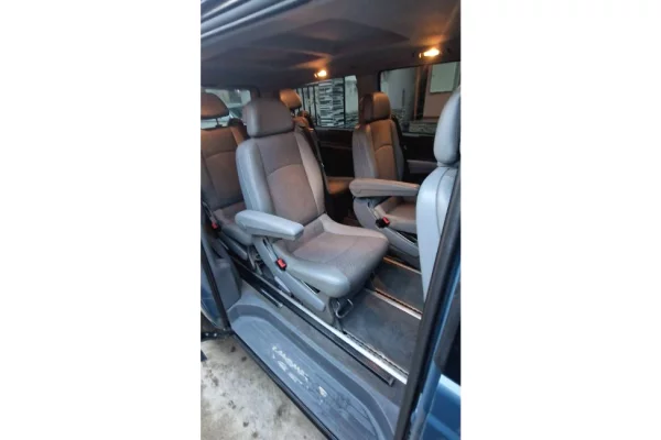 Makina ne shitje ne Tirane - 7,500 Euro