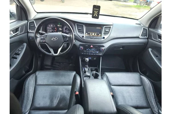 Makina ne shitje ne Tirane - 9,500 Euro